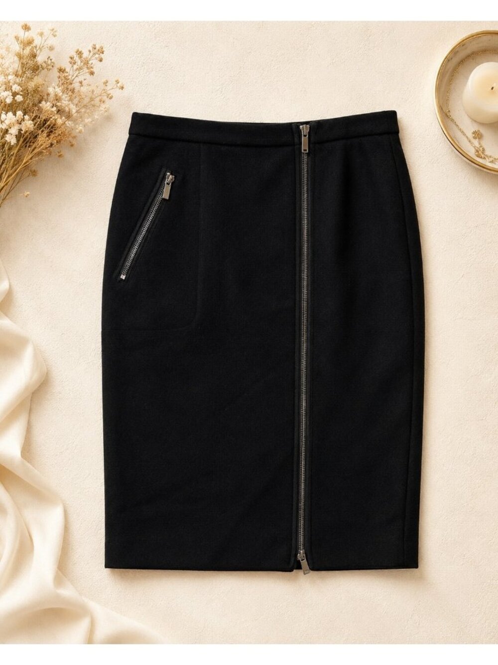 J.Crew Black Wool Pencil Skirt With Front Zipper And Pocket Detail Size 2
